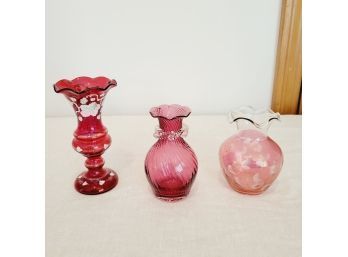 Set Of 3 Beautiful Red Vases (Table Lr)