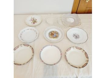 Collection Of Accent Plates (Table Lr)