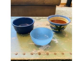 Assorted Ceramic And Glass Bowls Lot (Shelf)