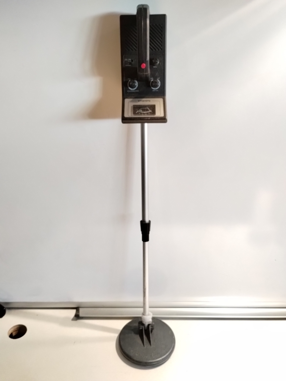 Radio Shack Metal Detector 1145