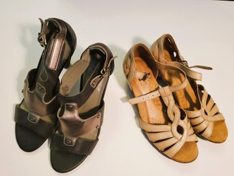 2 Pairs Of Women's Size 7 Sandals