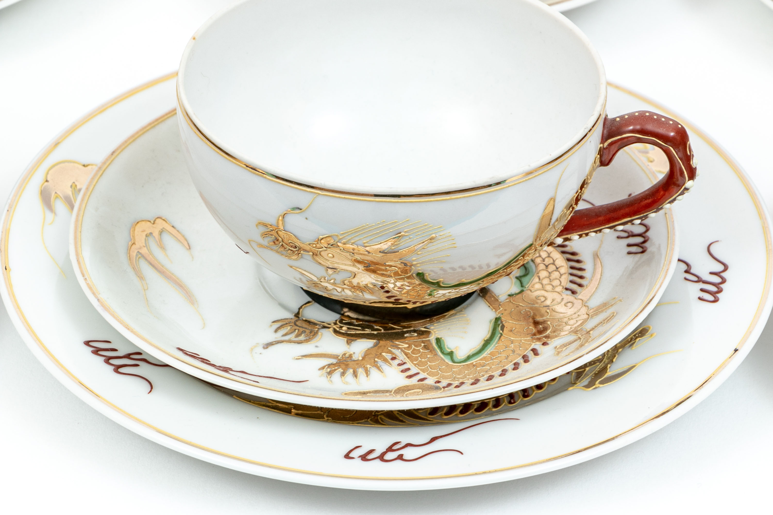 Fantastic Hand Painted Japanese Dragon Married Tea Set, 41 Piece