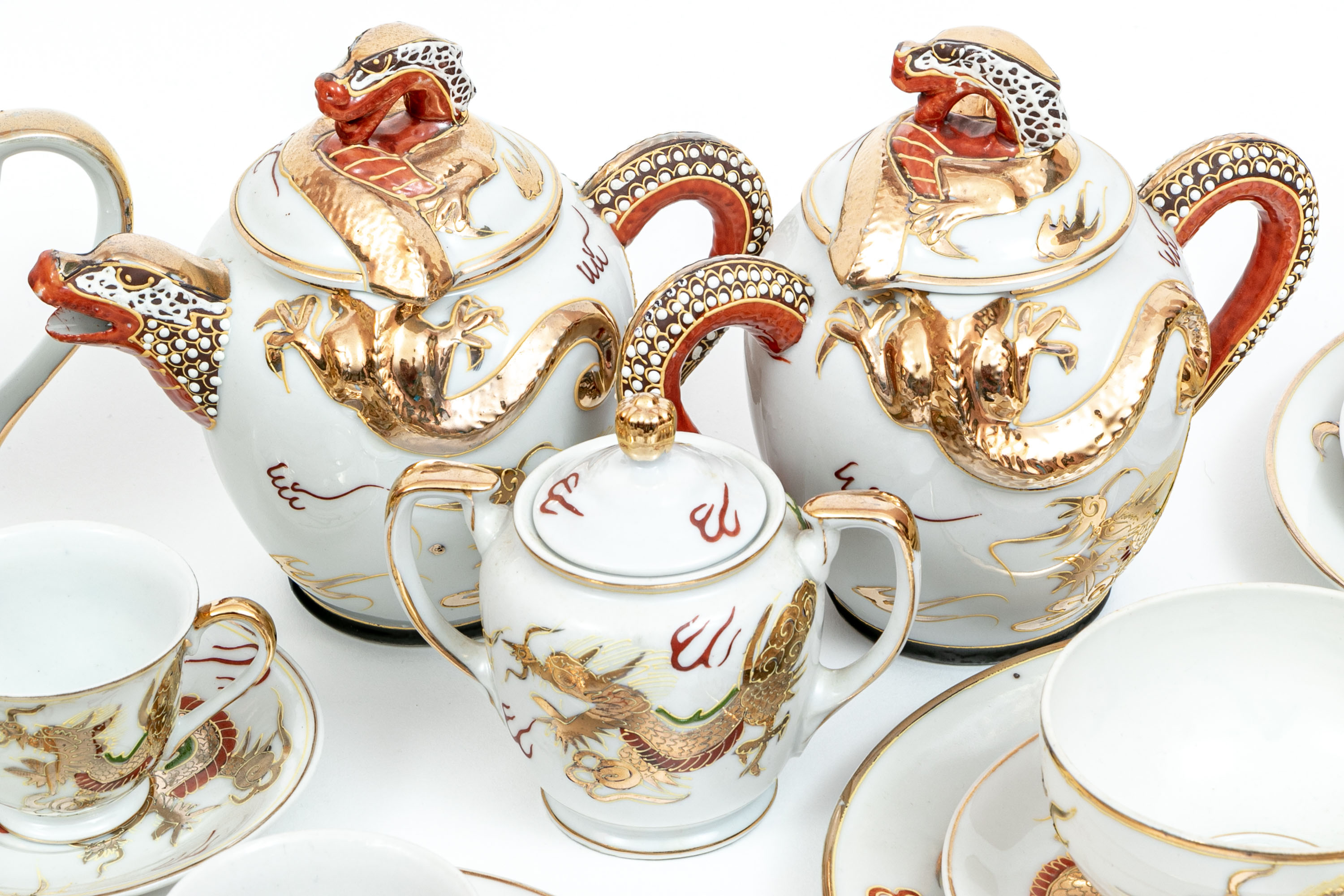 Fantastic Hand Painted Japanese Dragon Married Tea Set, 41 Piece