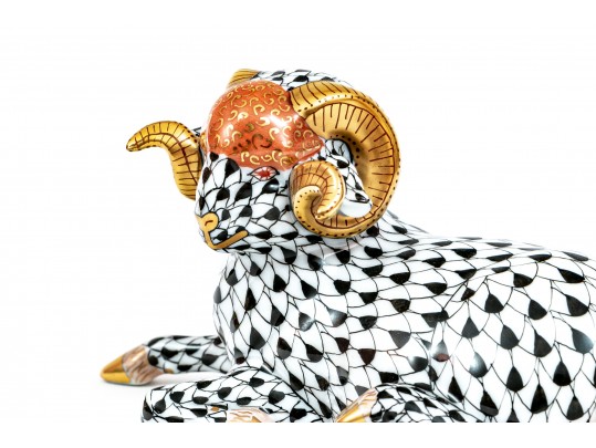 Herend Black Fishnet Ram With Rust #15379