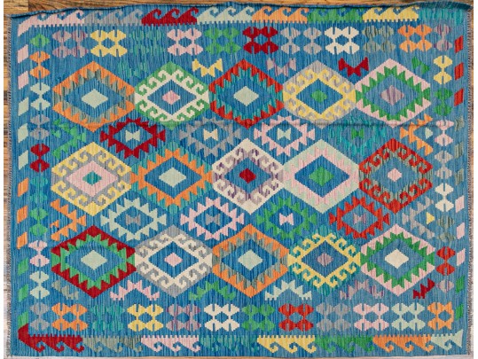 6’5”x5’1”Chobi Kiliam. 