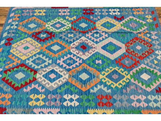 6’5”x5’1”Chobi Kiliam. 