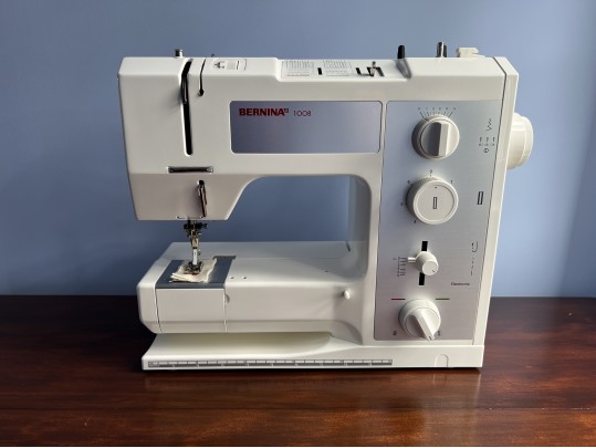 Berinna 1008 Electronic Sewing Machine