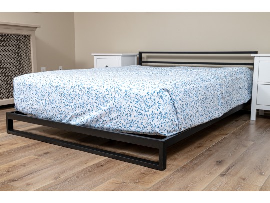 Contemporary Black Metal Platform Bed