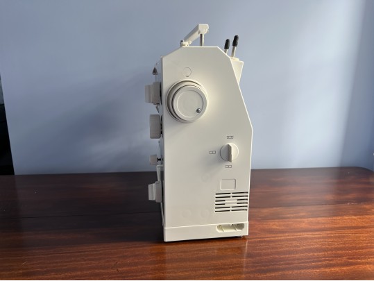 Berinna 1008 Electronic Sewing Machine