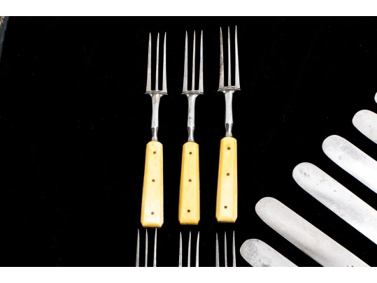 19th C. Wm. Brooks Sheffield Bone Handled Fish Set