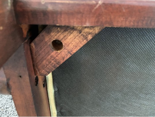 Vintage Gossip Bench 