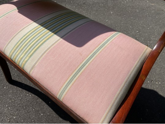 Vintage Gossip Bench 