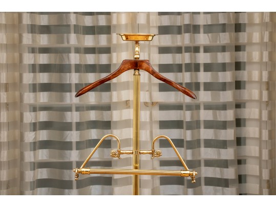 A Beautiful Classic Brass & Oak Man's Valet