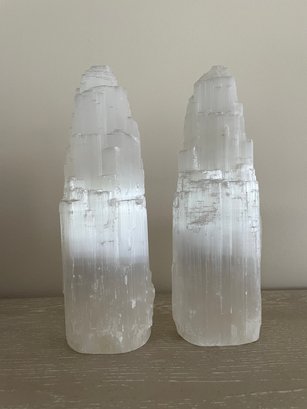 2PC NATURAL CRYSTAL ENERGY CLEANSING TOWER DECOR