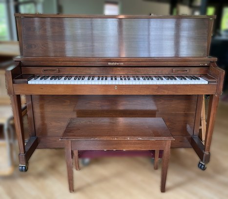 BALDWIN HAMILTON STUDIO MODEL 243 HP AMERICAN WALNUT UPRIGHT PIANO