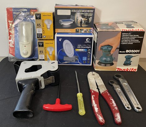 ASSORTED COLLECTION OF TOOLS AND ACCESSORIES