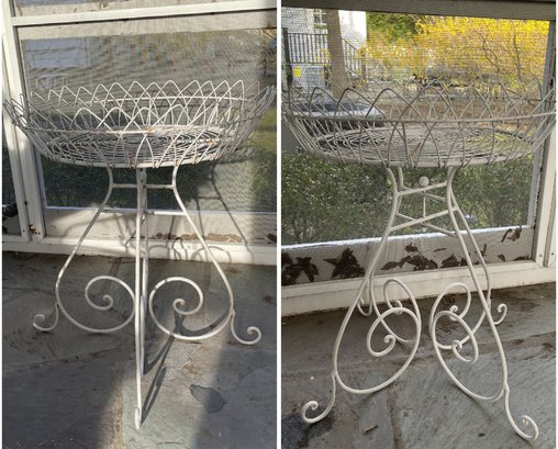PR OF VINTAGE WROUGHT IRON PLANT STANDS