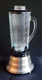 VINTAGE KITCHEN CLASSICS 2 SPEED BLENDER BY WARING