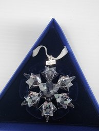 2010 SWAROVSKI CRYSTAL SNOWFLAKE ORNAMENT