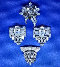 COLLECTION OF VINTAGE RHINESTONE BROOCH AND ART DECO DRESS CLIPS