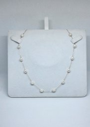BEAUTIFUL 16' FAUX PEARL NECKLACE