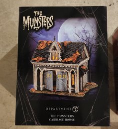 DEPARTMENT 56 THE MUNSTERS CARRIAGE HOUSE FIGURINE