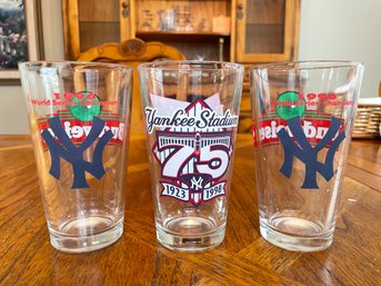 3 PC SET OF NY YANKEES COMMEMORATIVE GLASSES