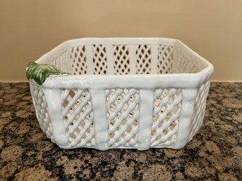 Vintage Savoir Vivre Woven 9.5 ' Ceramic Fruit Basket