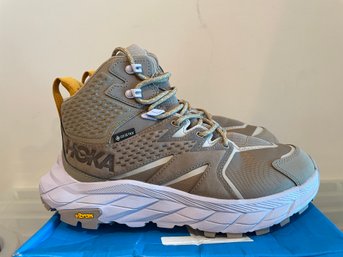 HOKA ONE ONE ANACAPA MID GTX WOMEN'S SNEAKER SIZE 8B