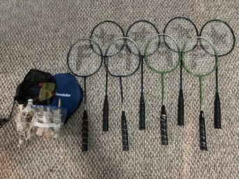 BADMINTON SET