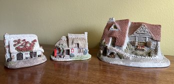 SET OF 3 VINTAGE COLLECTIBLE COTTAGE ORNAMENT DECOR