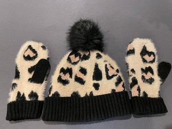 FRANCESCA'S ANA LEOPARD POM POM BEANIE AND MITTENS