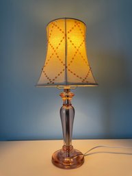 VINTAGE PINK-LAVENDER LUCITE TABLE LAMP