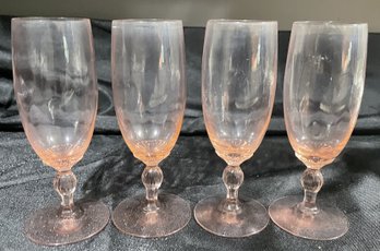 SET OF 4 CHAMPAGNE GLASSES