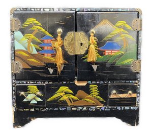 BLACK LACQUER HAND PAINTED JEWELRY BOX WITH INLAID MOTHER OF PEARL