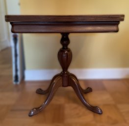 ANTIQUE MAHOGANY DUNCAN PHYFE STYLE GAME CARD TABLE