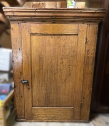 Antique English Hutch Cupboard