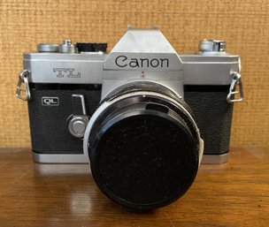 VINTAGE CANON TL QL 35MM CAMERA WITH FL 50MM LENS ATTACHMENT IN ORIGINAL CARRY CASE