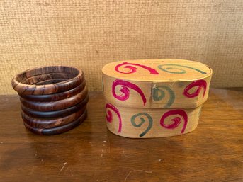 ASSORTED COLLECTION OF WOODEN BRACELETS, TRINKET BOX, AND COFFEE BEAN NECKLACES