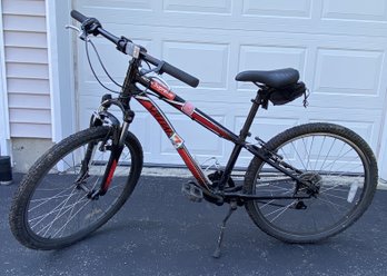 SPECIALIZED HOTROCK 24 INCH YOUTH MOUNTAIN BIKE