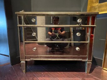 3 DRAWER MIRRORED CHEST