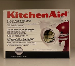 KITCHEN AID SLICER AND SHREDDER STAND MIXER ATTACHMENT