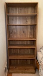 BOOK SHELF WITH ADJUSTABLE SHLEVES