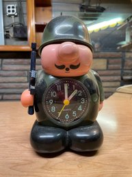 VINTAGE 1980'S ARMY SOLDIER ALARM CLOCK