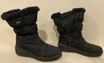 PAJAR SNOWCAP ZIP BOOTS WITH ICE GRIPPER SIZE 8