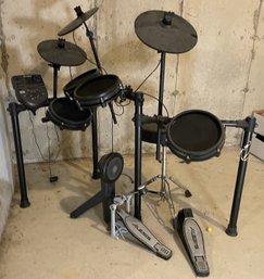 ALESIS NITRO MESH ELECTRONIC DRUM KIT