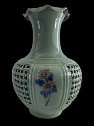 VINTAGE KOREAN PORCELAIN HAND PAINTED FLORAL RETICULATED CELADON VASE