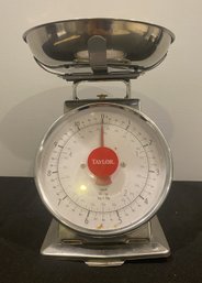 VINTAGE TAYLOR MECHANICAL KITCHEN SCALE