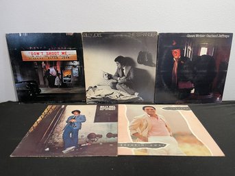 ASSORTED COLLECTION OF VINTAGE VINYL #25