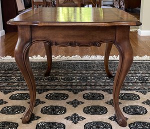 VINTAGE BURL WALNUT CHIPPENDALE STYLE SIDE TABLE